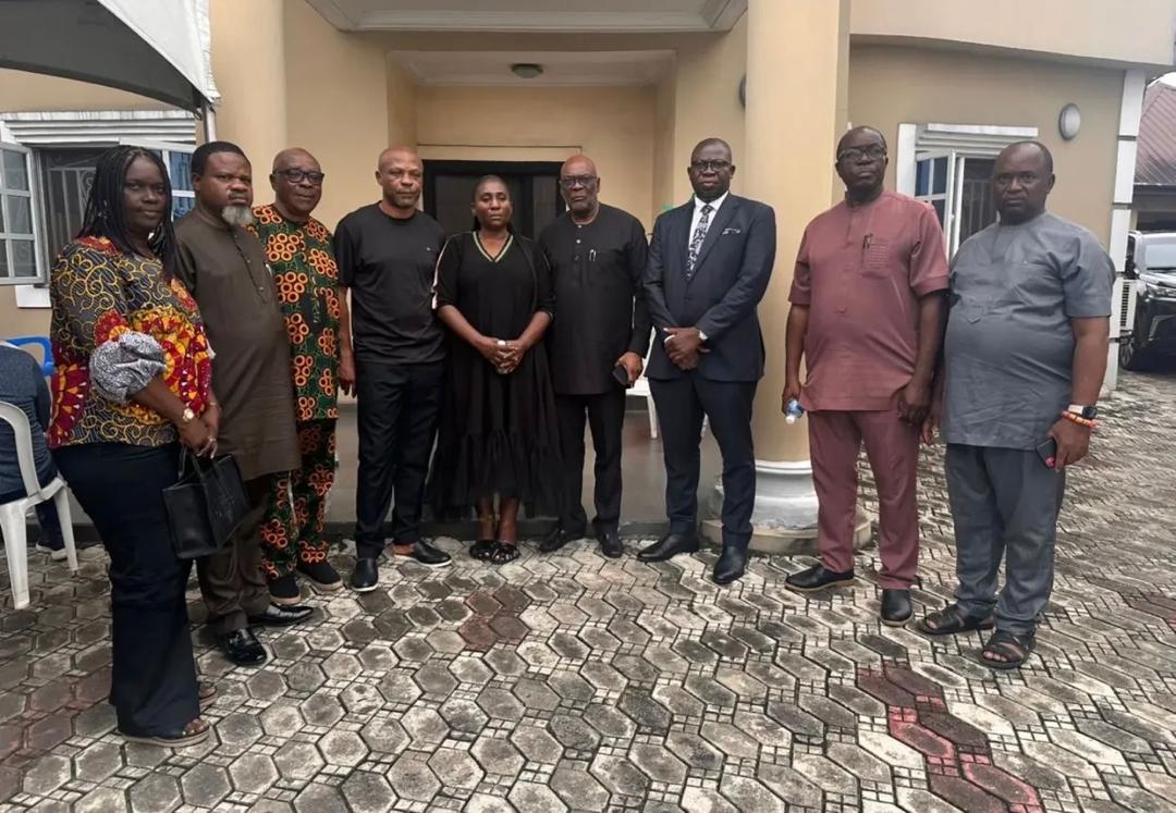 Arise TV management pay condolence visit to late Sommie Maduagwu?s family (photos)